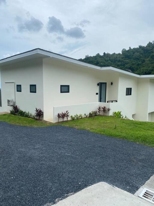 Villa Staring at the sea 3/4 ch jacuzzi piscine photo 3