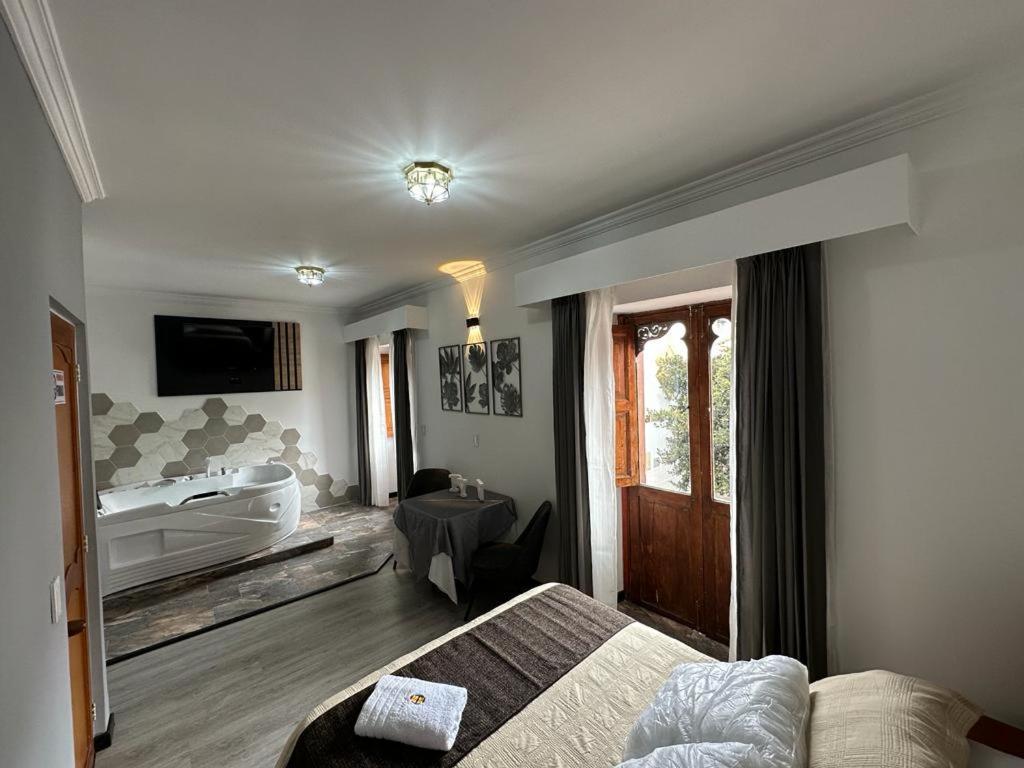 Hotel San Ignacio Plaza photo 1