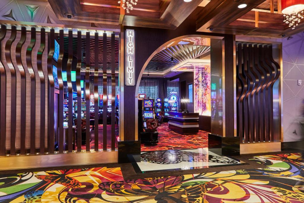 Monarch Casino Resort Spa photo 3