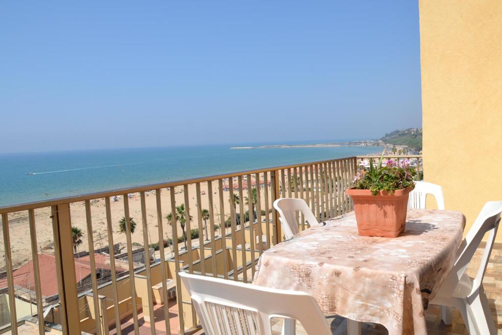 Terrazza sul Mare Vecchio Pontile photo 1