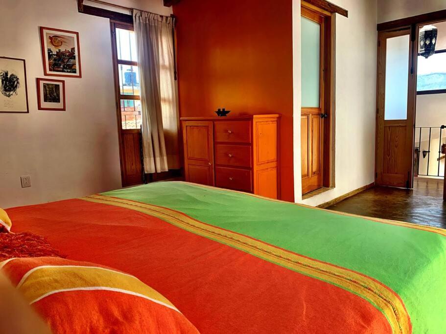 Gorgeous Downtown Chalet with 2 Bedrooms photo 2