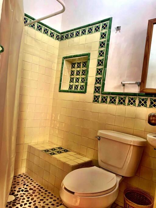 Gorgeous Downtown Chalet with 2 Bedrooms photo 3