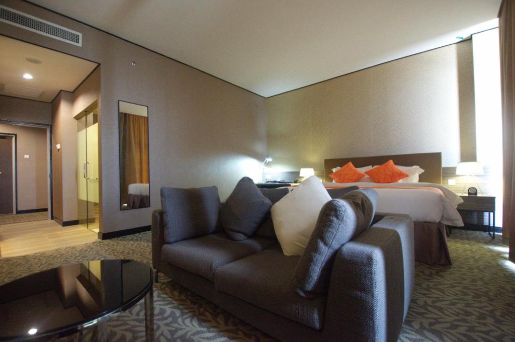 Grand Alora Hotel photo 4