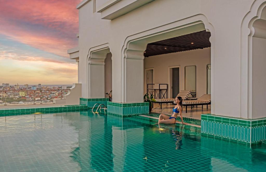 Rex Quang Binh Hotel photo 1