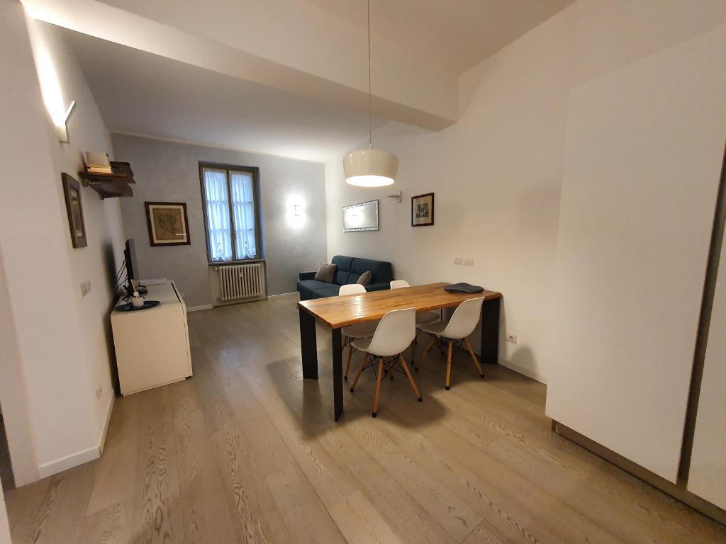Bergamo Alta Guest House - Tap to explore photos