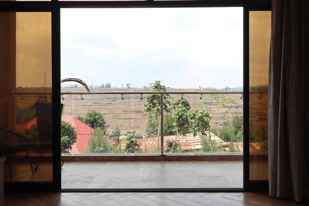 Mountain views 4 bedrooms house photo 4