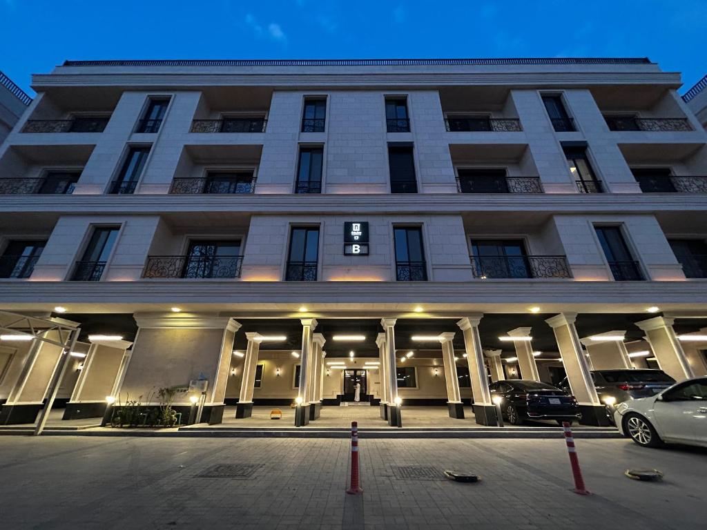 Self check in Unique 3 Bedrooms Apartment