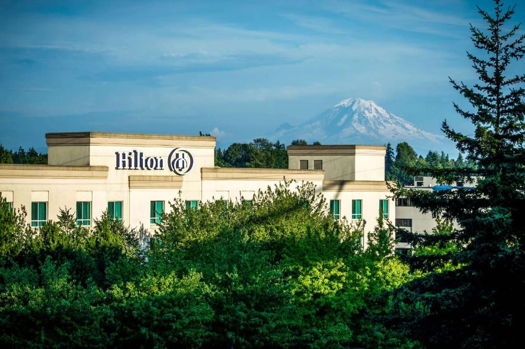 Hilton Seattle Airport & Conference Center photo 2