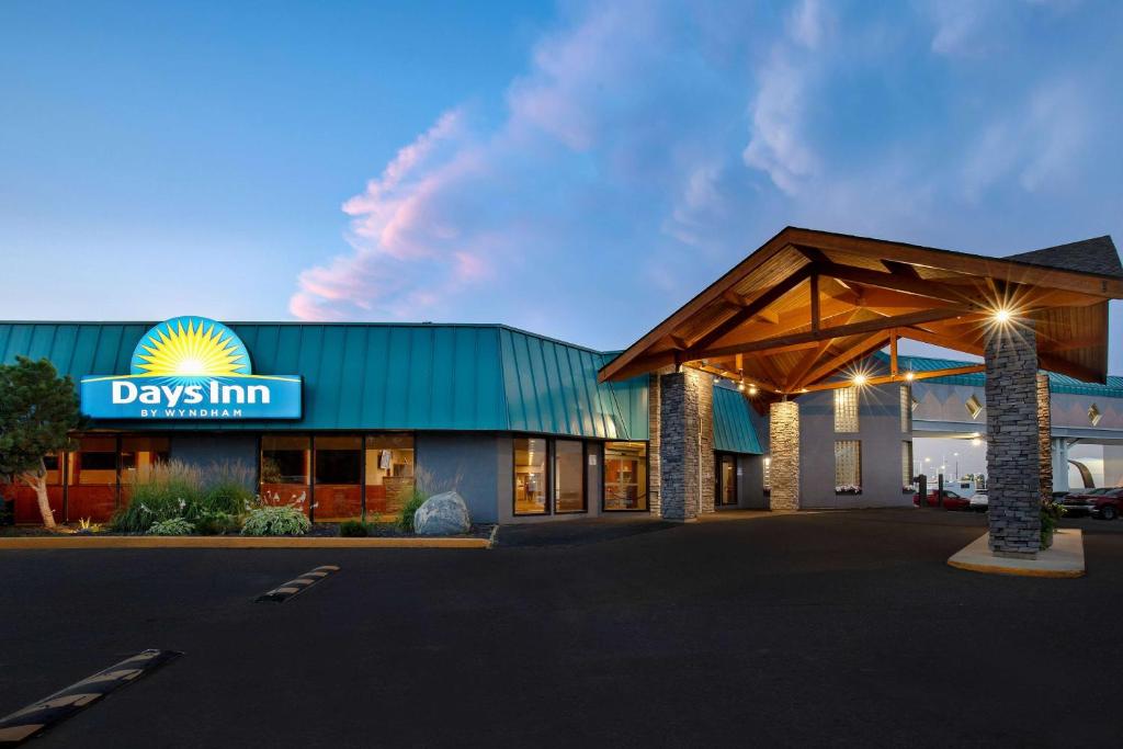 Days Inn & Conference Centre by Wyndham Prince Albert photo 2