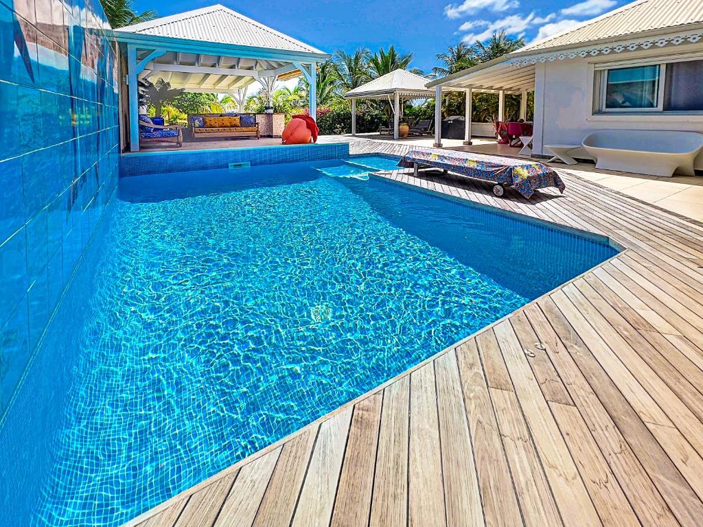 Villa Marie, swimming pool, beach, pontoon and jacuzzi, all private photo 1