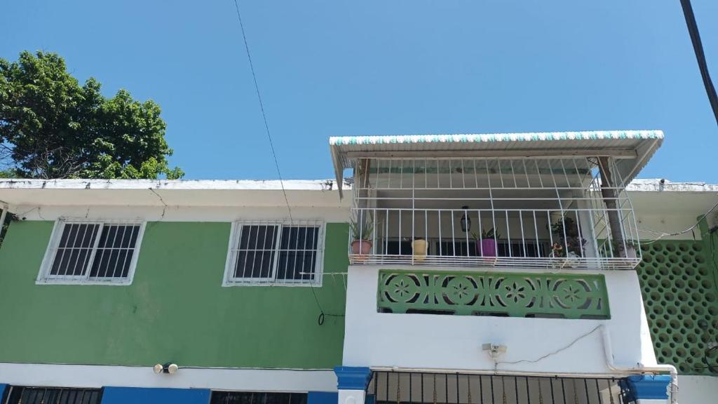 Apto 2Habitaciones con Aire y Vista al Malecón de Samaná photo 3