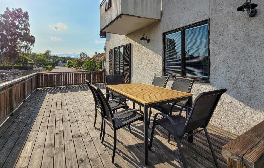 Amazing Apartment In Frbo With Wifi And 2 Bedrooms photo 3