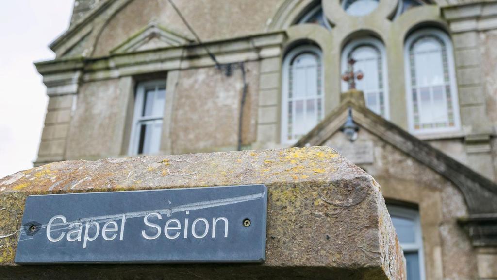 Capel Seion photo 2