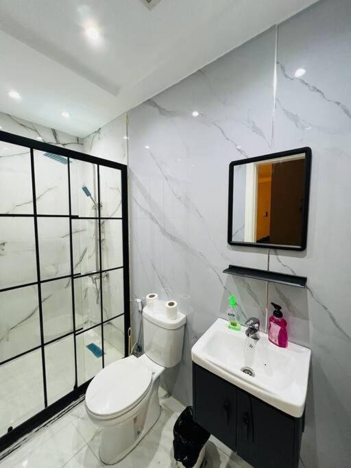 Luxury 4-bedrooms apartment photo 3