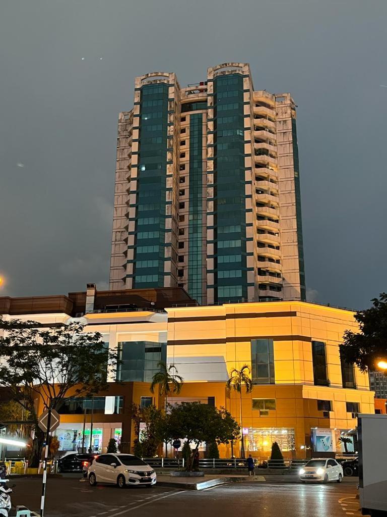 Miri City Centre Condo @Imperial Mall photo 4