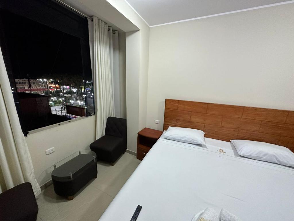 HOTEL YHOMIL