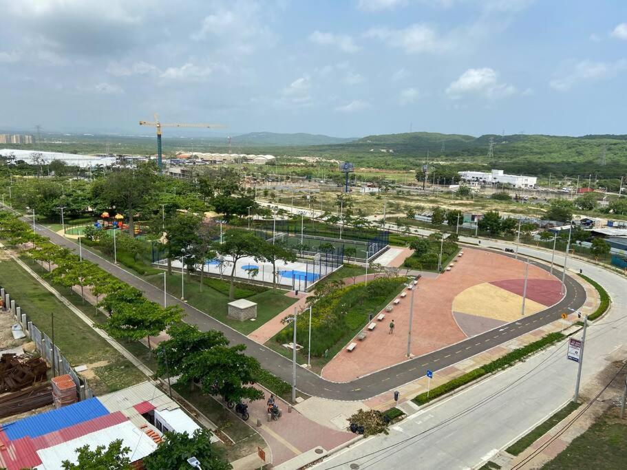 Apto Miramar excelente ubicación, Vista al parque