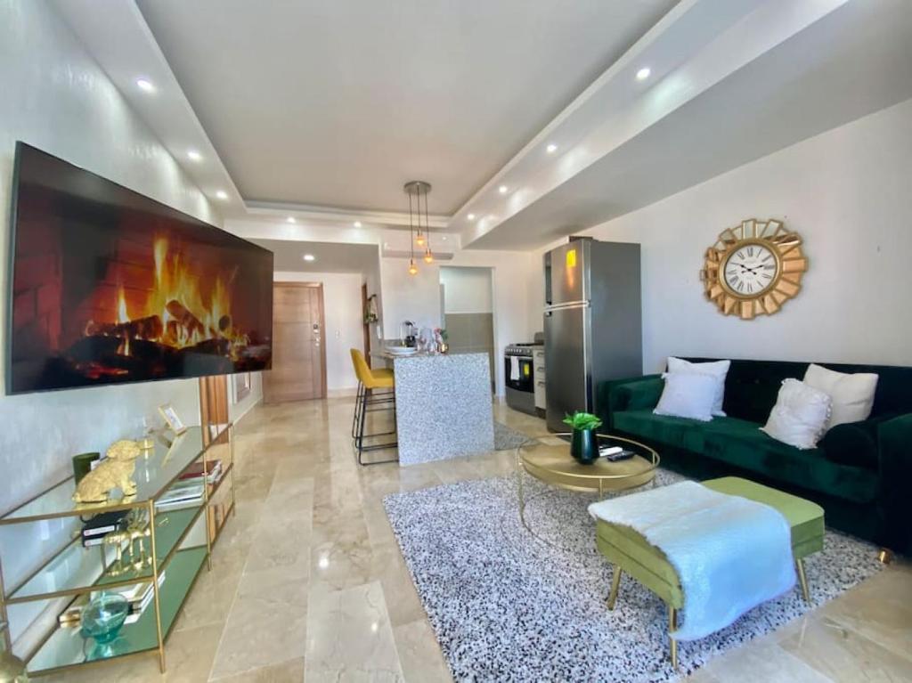 Great Centric Apt, Pool, photo 1