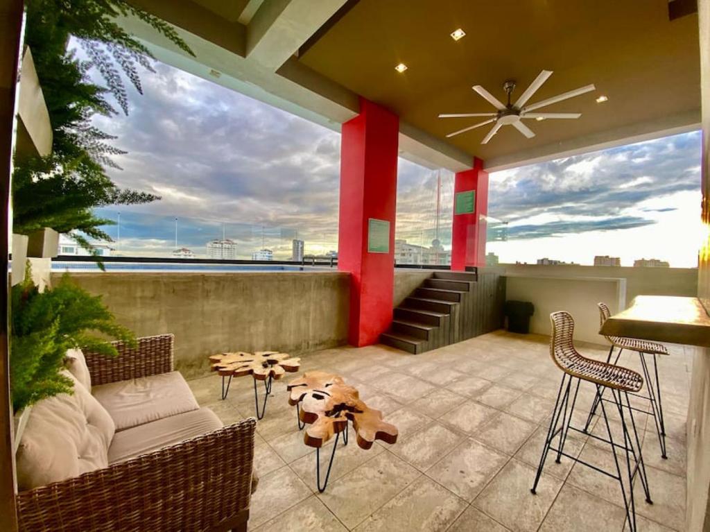 Great Centric Apt, Pool, photo 4