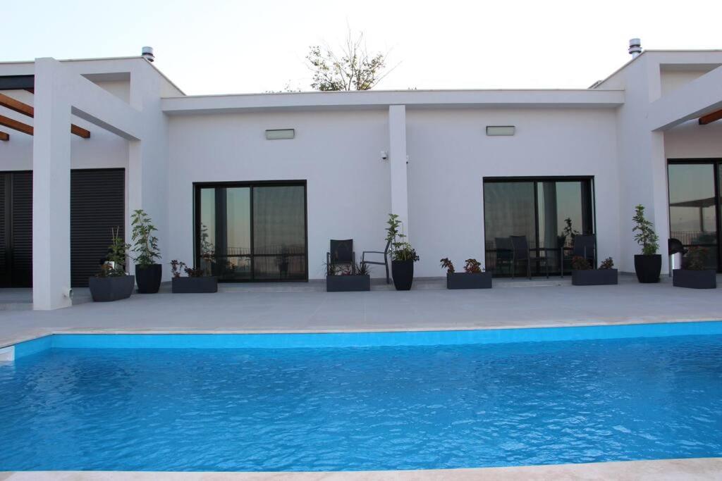 אחוזת גפנים villa photo 1