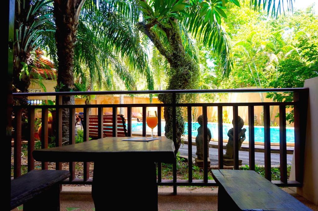 Двухместный (Улучшенный двухместный номер с 1 кроватью), Thai Pura Resort