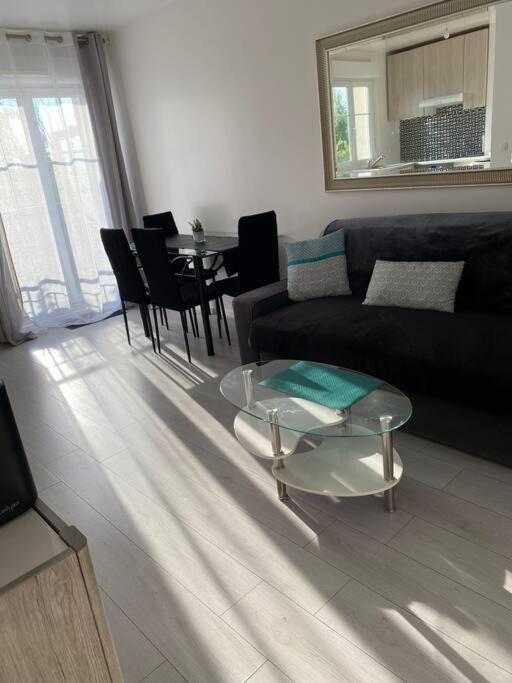 Appartement 2 pièces avec parking privé photo 2