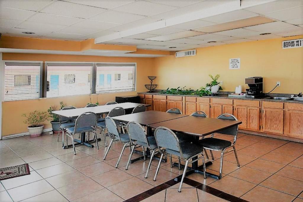 OYO Hotel Guymon OK US-54 photo 3