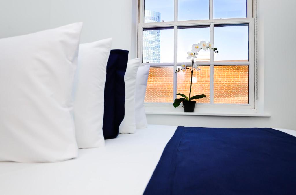 Modern Studio in Historic Boston - Unit #401 photo 2