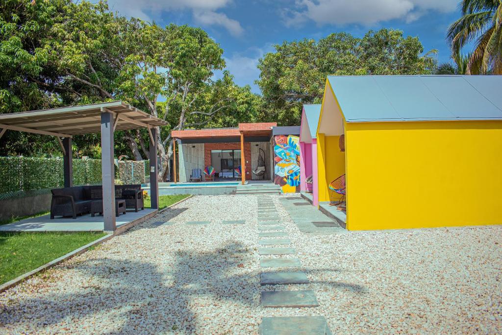 Cabañas Mambo Beach photo 3