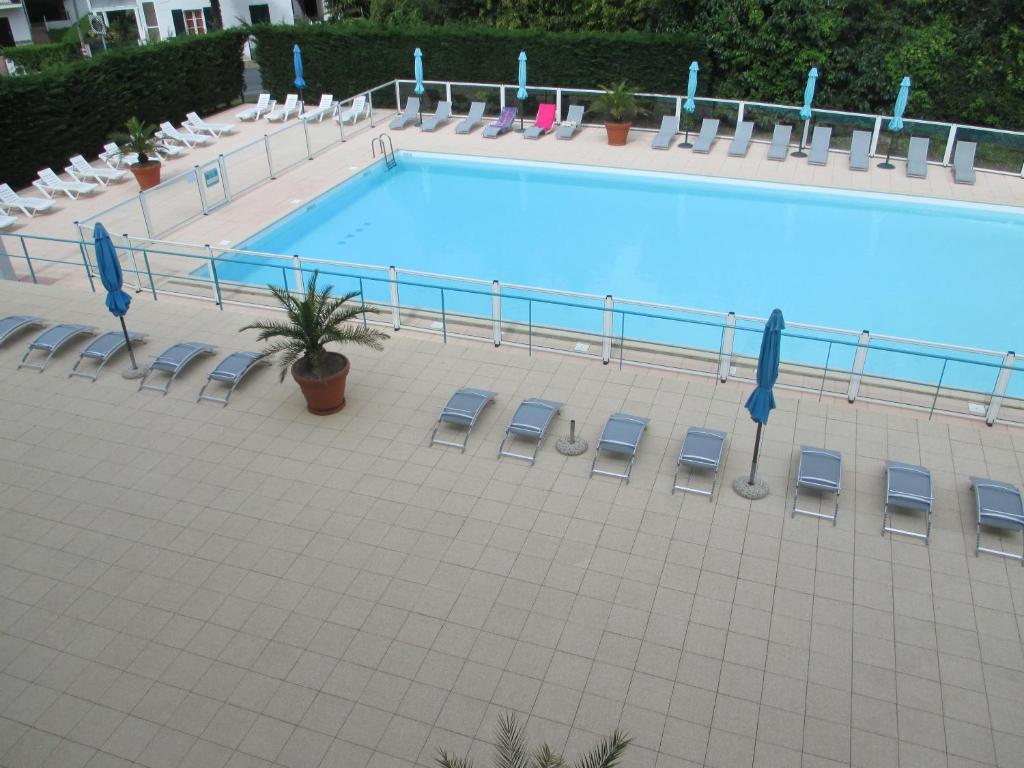 Appartement Golf et Nivelle avec piscine et parking photo 4
