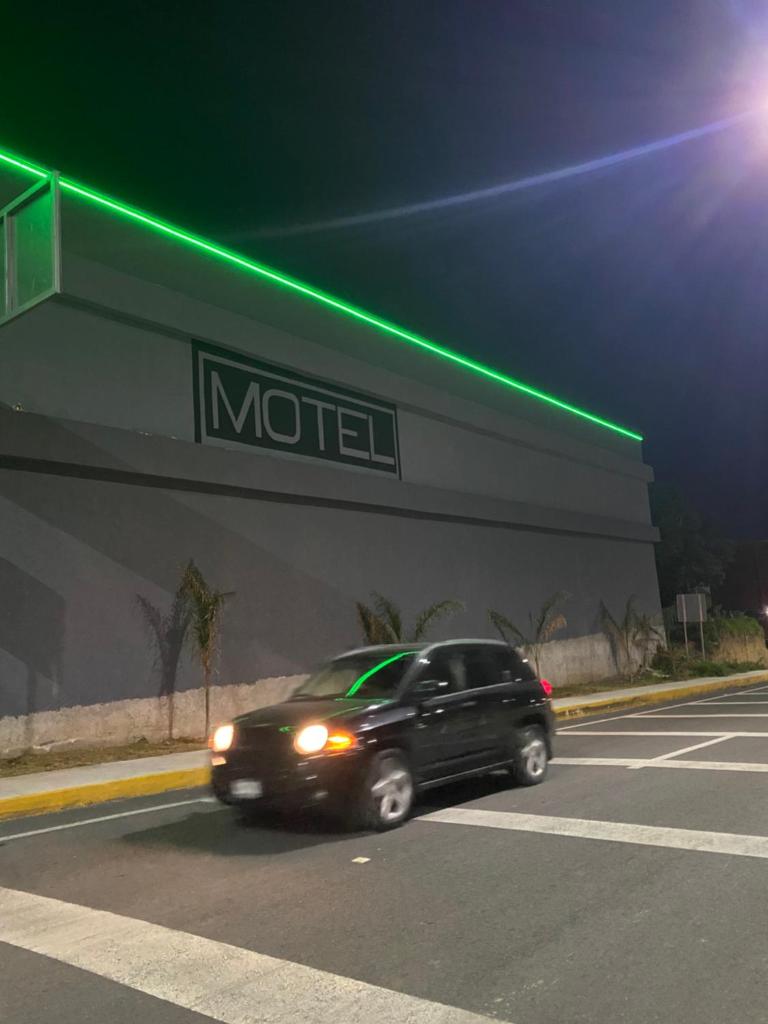 Tokyo Motel photo 1