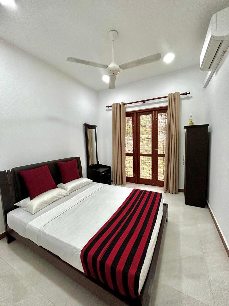 Bolgoda Lake Villa photo 3