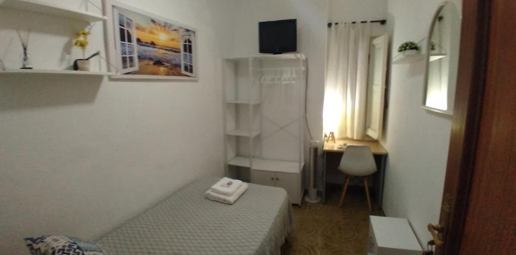 Cozy single room Mercado Central photo 1