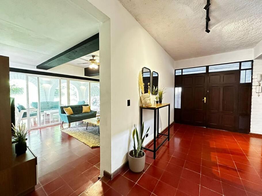 Outstanding House in San Benito! photo 3