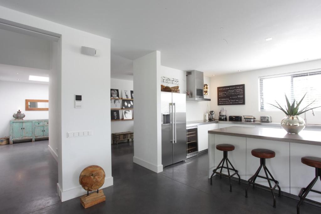 Villa M photo 3