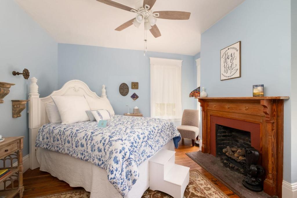 Savannah Suite photo 1