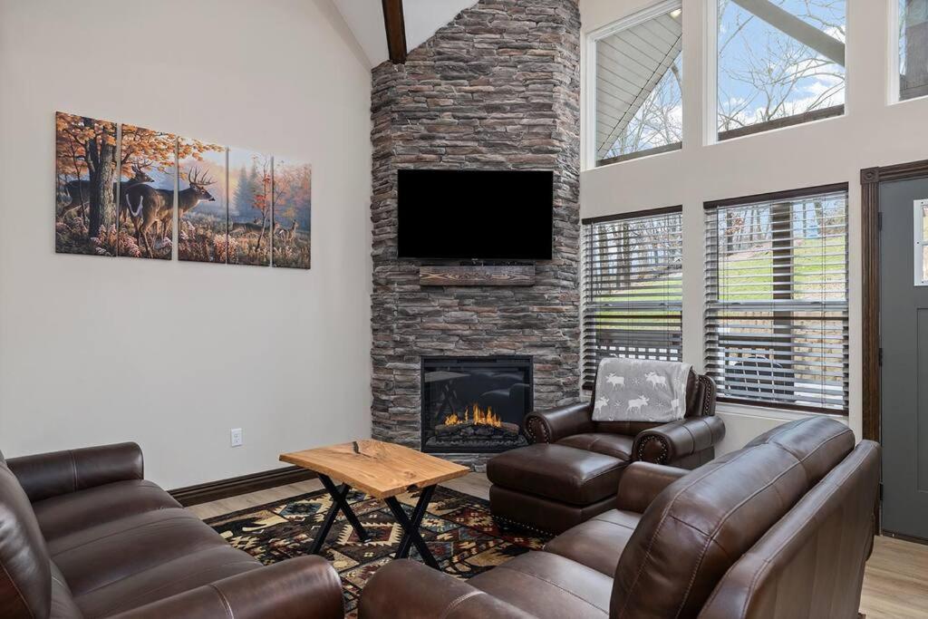 Rock and Timber Lodge photo 1