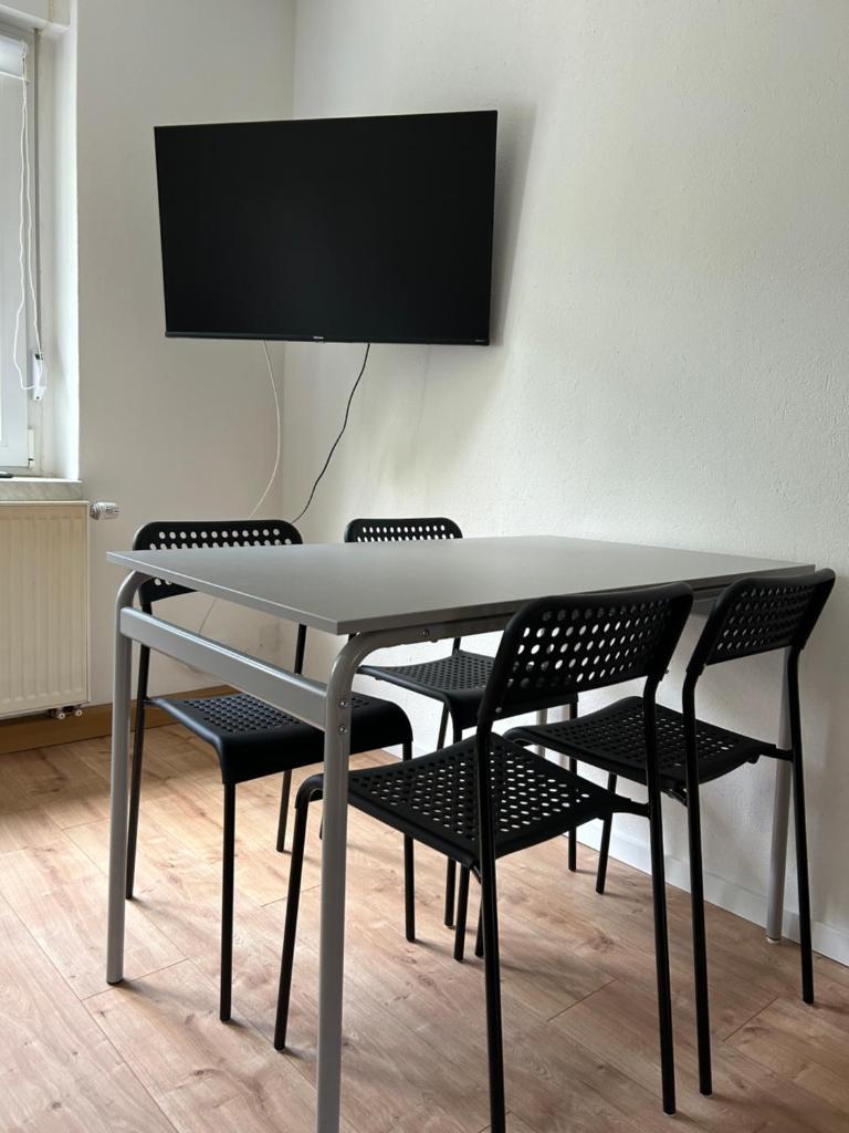Monteurwohnung I WLAN I Einzelbetten photo 2