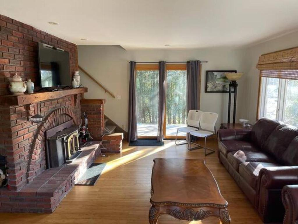 The Kutir - Entire Cottage in Meaford - four season chalet - great place