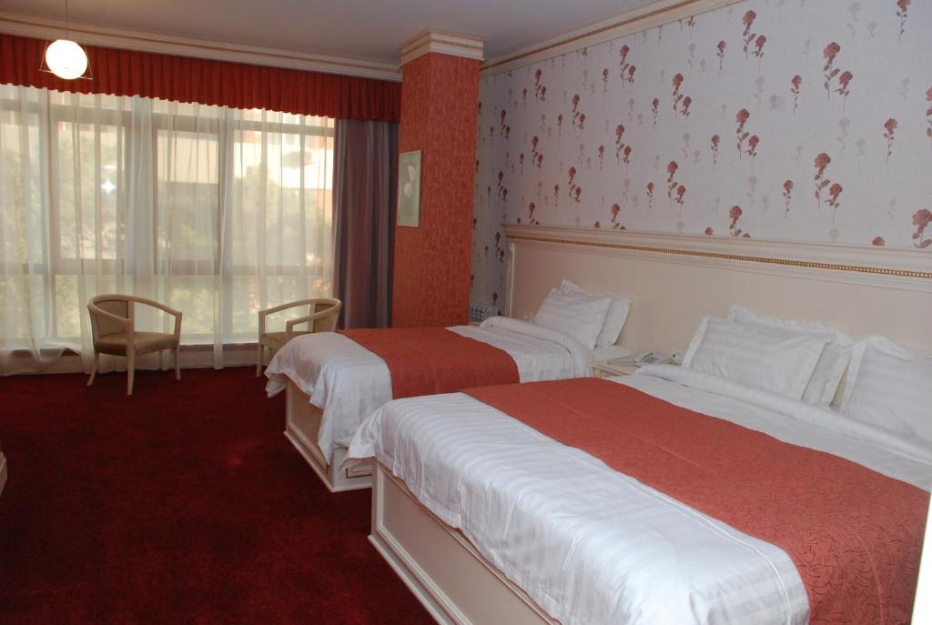 Сьюит (Люкс), Отель Alp Inn