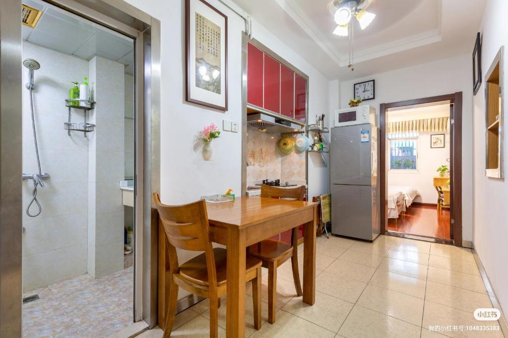 West Lake Hefang Street Metro Exit B&B photo 2