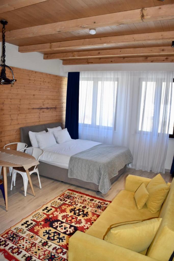 Happy Holidays Apartments in New Gudauri photo 4