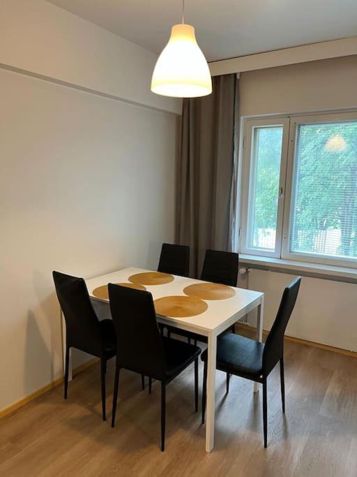 Kotimaailma - Valoisa Kolmio Vantaalla photo 3