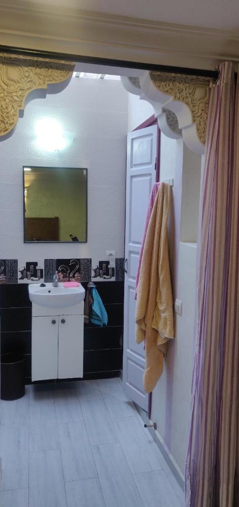 Shared apartment-Appartement en colocation tout confort centre ville photo 4