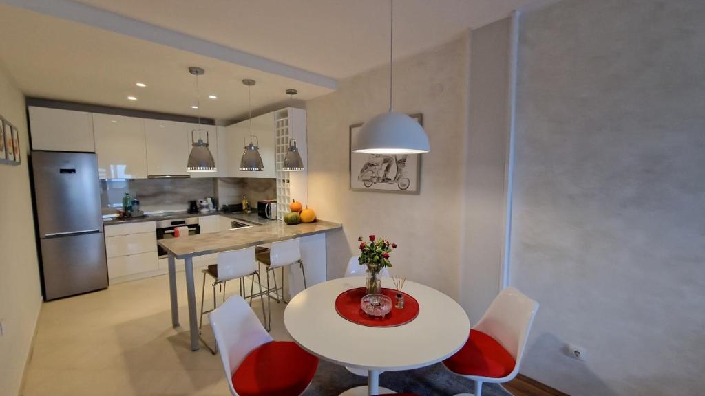 Lux Apartman Ava photo 2