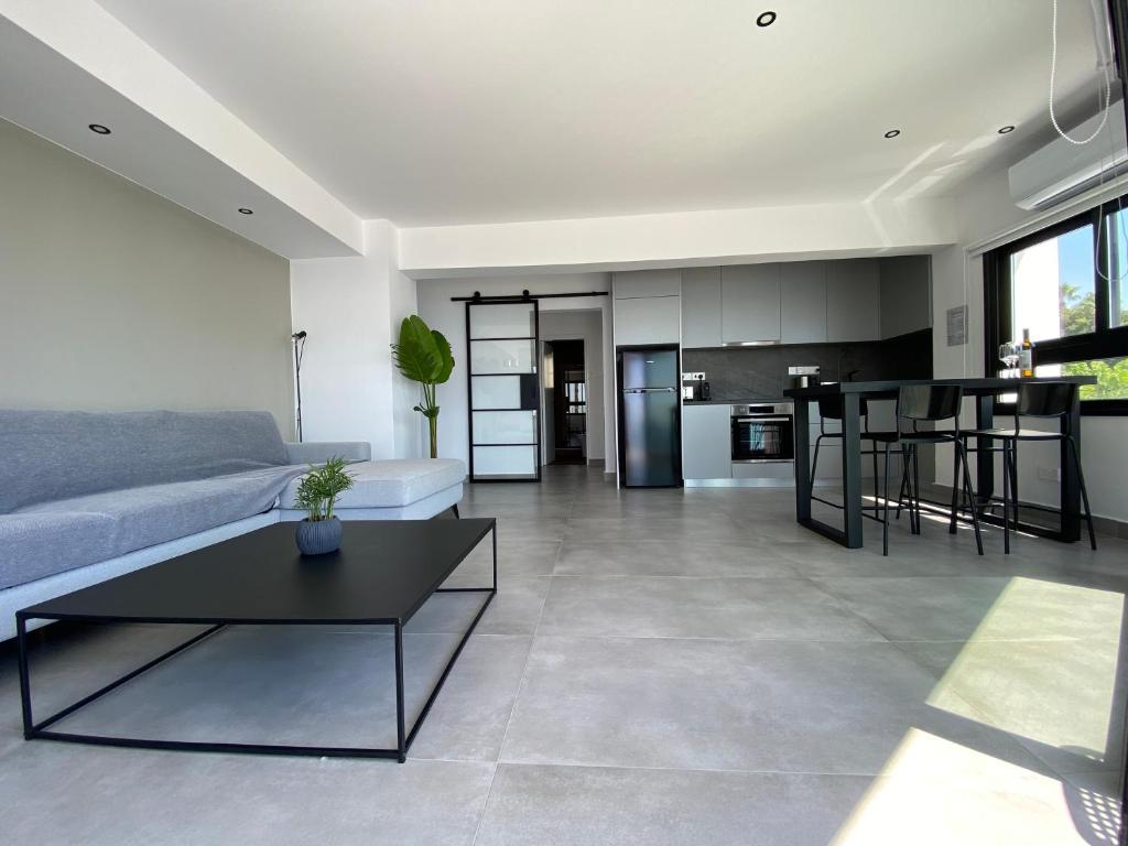 Sea La Vie #2 - Luxury Seaview apartment photo 1
