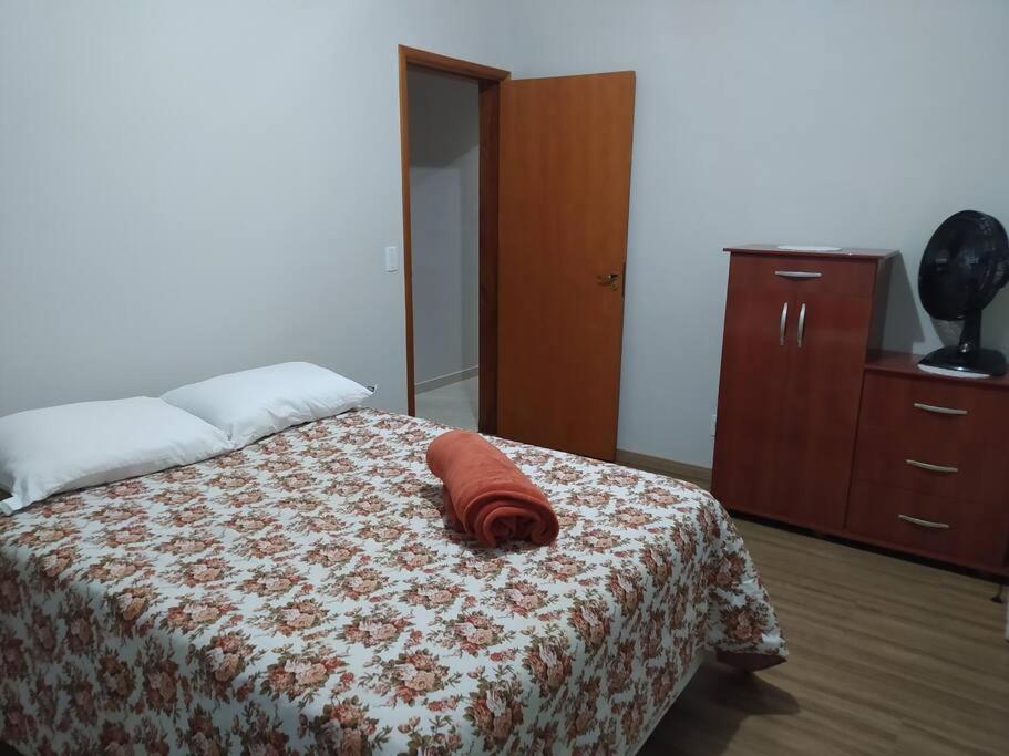 Apto com 3 quartos,1 vaga garagem e quintal photo 4