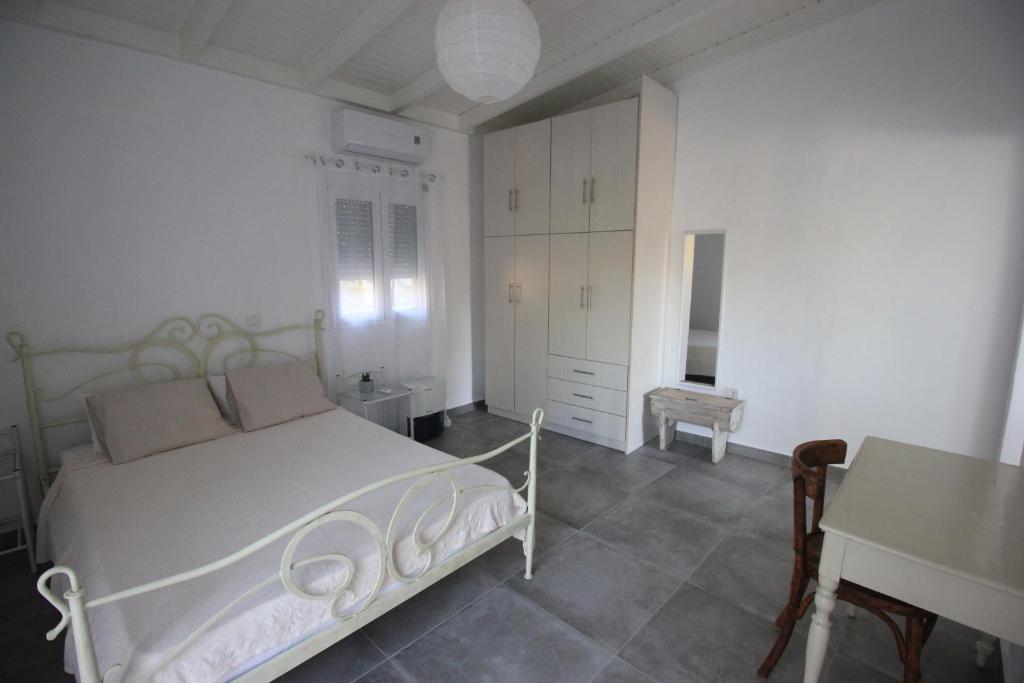 Brand new house with garden, next to the beach photo 1