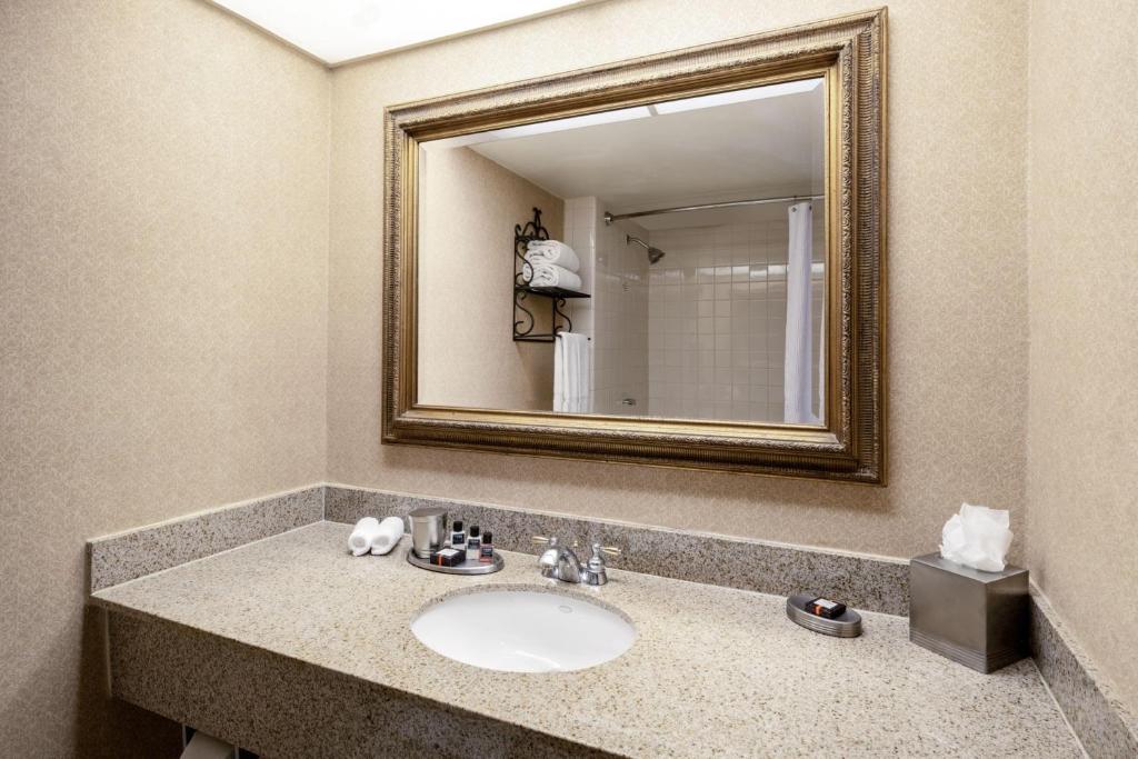 Austin Southpark Hotel photo 1