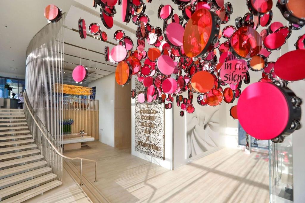 HALL Arts Hotel Dallas, Curio Collection by Hilton photo 4
